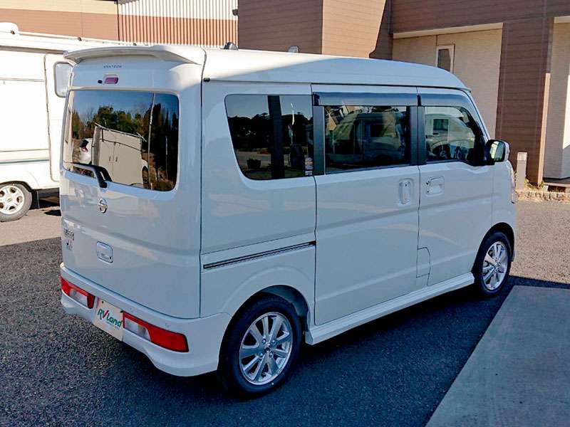 Lunetta - ルネッタ｜展示新車｜RVランド -キャンピングカーの楽園-